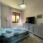 ⋆⋆⋆⋆⋆ In Centro 6 Persone, Ampio E Tranquillo Completo