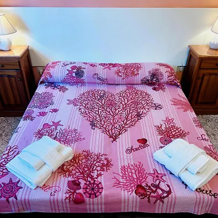 아파트 ⋆⋆⋆⋆⋆ In Centro 6 Persone, Ampio E Tranquillo Completo 라마달레나