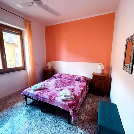 ⋆⋆⋆⋆⋆ In Centro 6 Persone, Ampio E Tranquillo Completo Апартаменты Ла-Маддалена